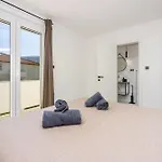 Family Friendly House With A Swimming Pool Baska, Krk - 24089 بيت للعطل *
