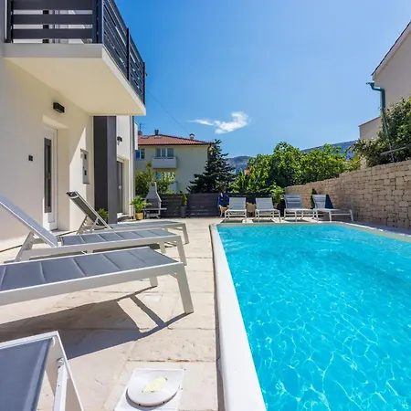 Family Friendly House With A Swimming Pool Baska, Krk - 24089 باشْكا