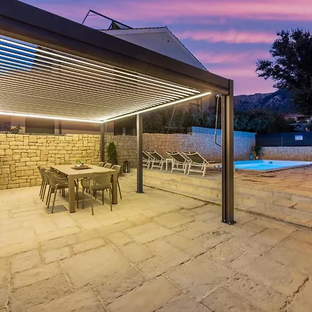 Family Friendly House With A Swimming Pool Baska, Krk - 24089 بيت للعطل