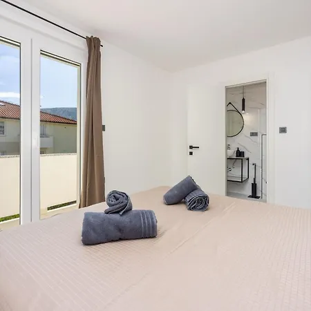 Family Friendly House With A Swimming Pool Baska, Krk - 24089 Nyaraló *