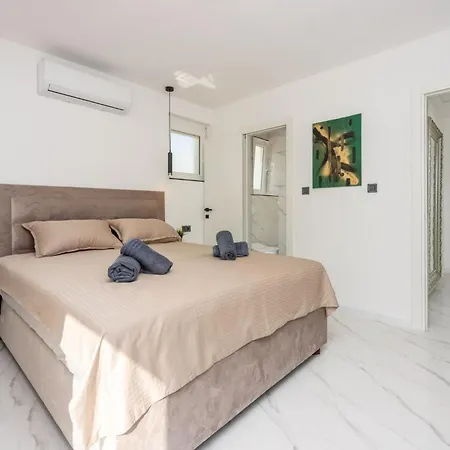 Family Friendly House With A Swimming Pool Baska, Krk - 24089 Nyaraló