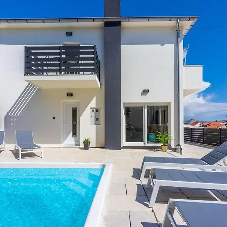 Nyaraló Family Friendly House With A Swimming Pool Baska, Krk - 24089